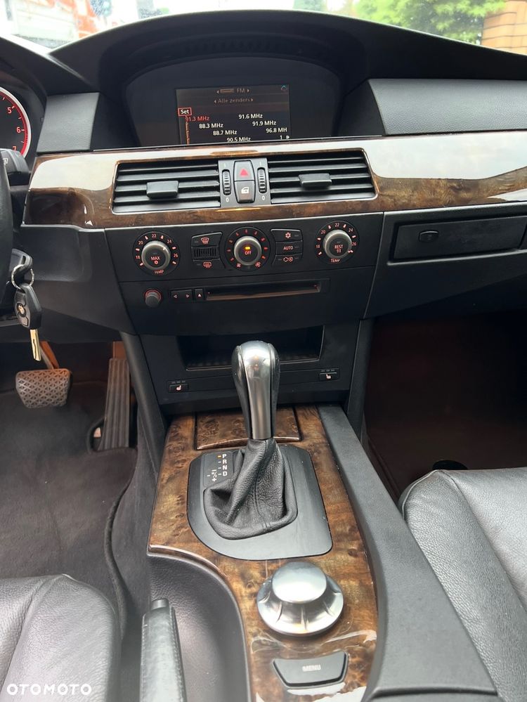 BMW Seria 5 - 15