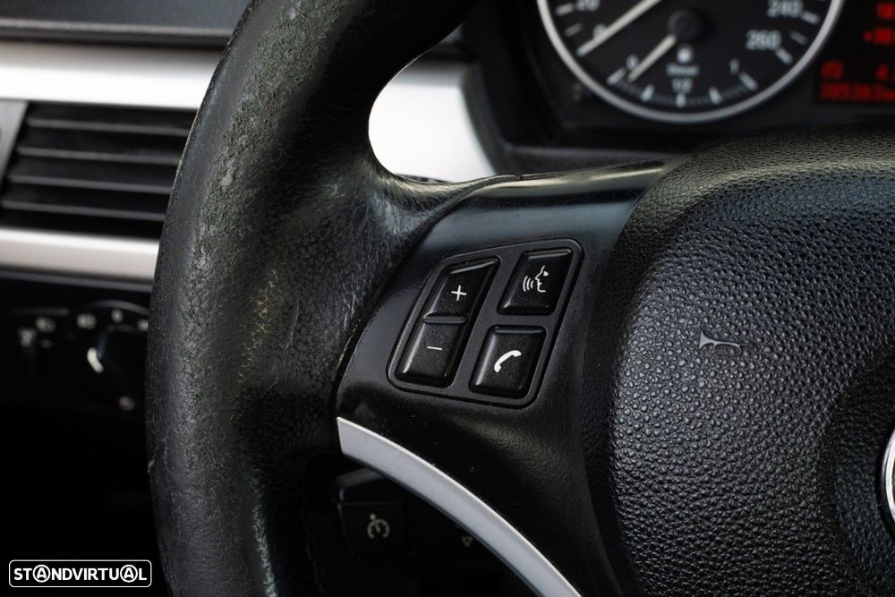 BMW 320 d EfficientDynamics - 31