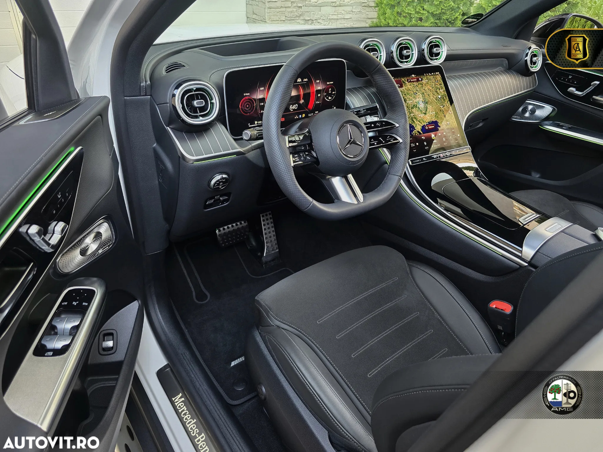 Mercedes-Benz GLC Coupe 200 4Matic 9G-TRONIC AMG Line Advanced - 25