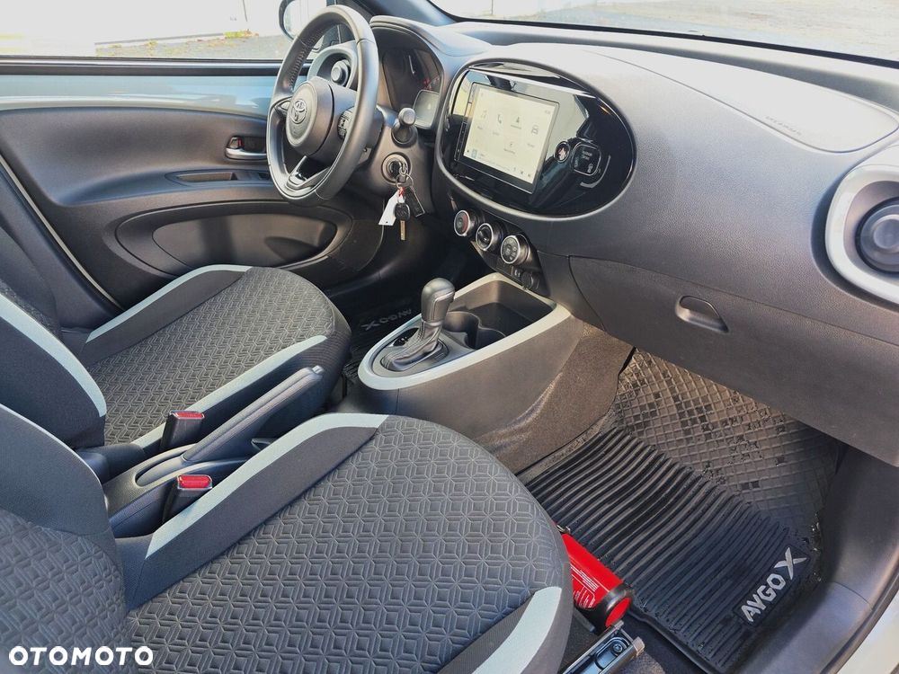 Toyota Aygo X 1.0 VVT-i Style CVT - 16