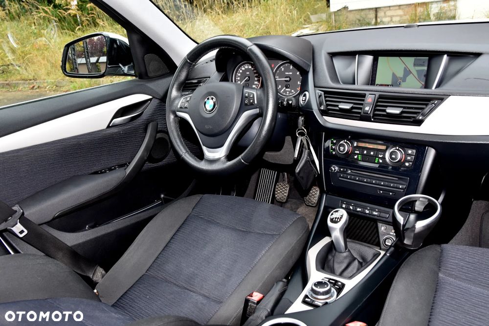 BMW X1 xDrive18d xLine - 19