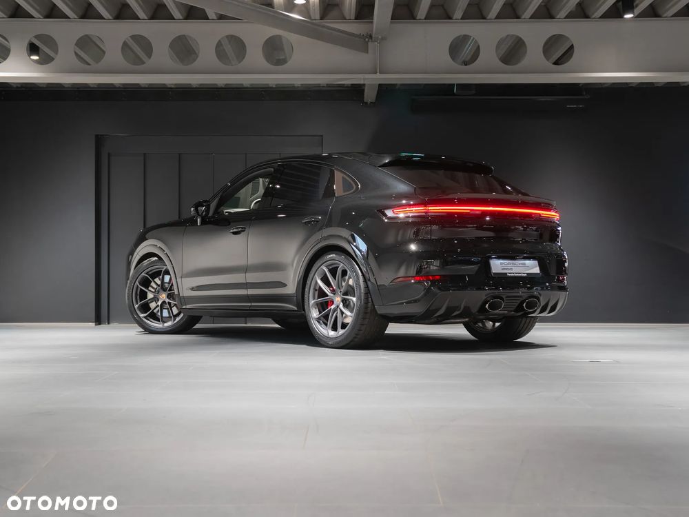 Porsche Cayenne - 3