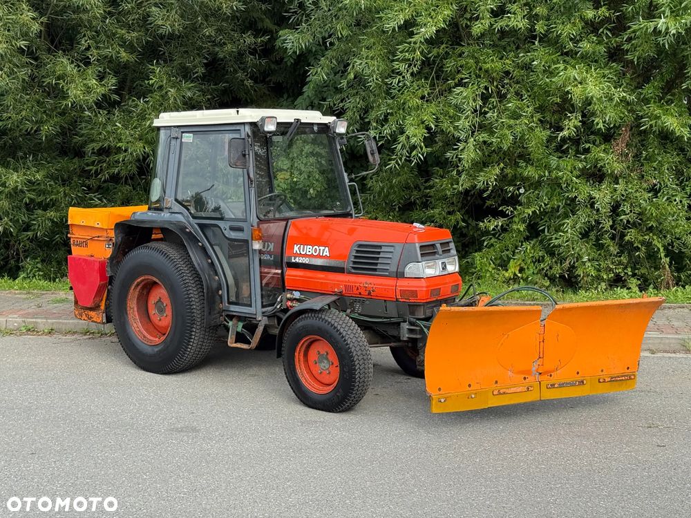 Kubota * Traktor KUBOTA L4200 * 4x4 * Pług Piaskarka * Wałek Przód Tył * Sprowadzony* Zimowe Utrzymanie - 12