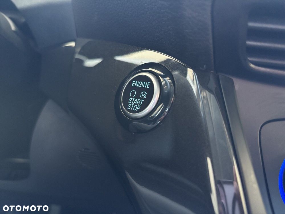 Ford Kuga - 33
