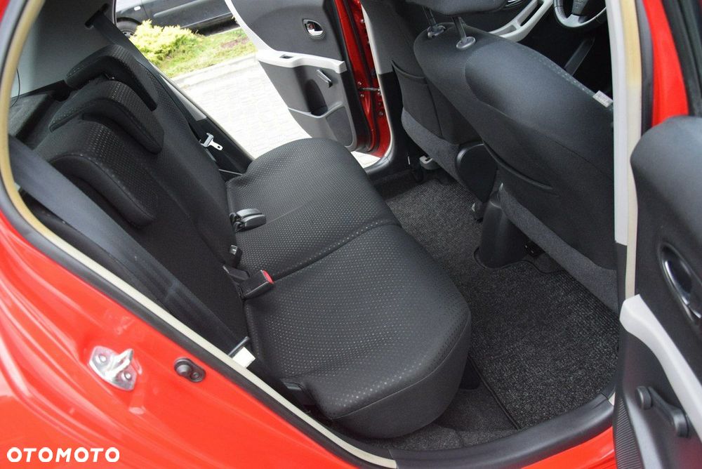 Toyota Yaris - 20
