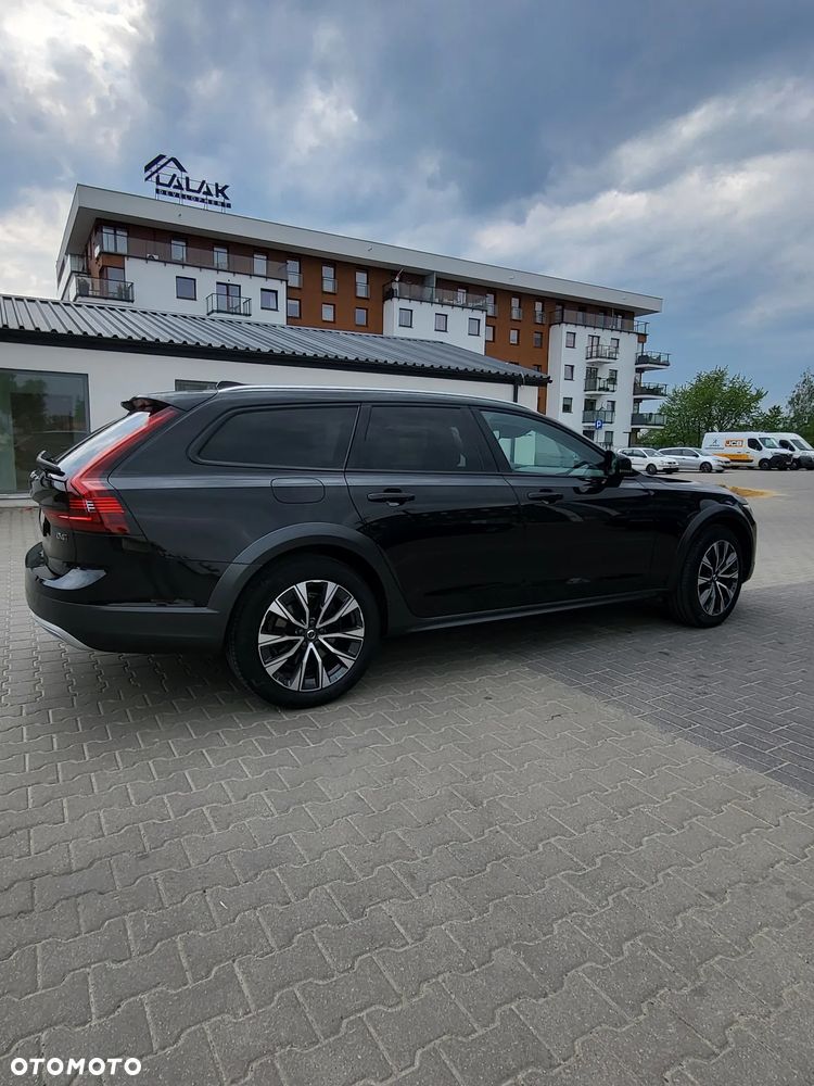 Volvo V90 Cross Country D4 AWD Geartronic - 4