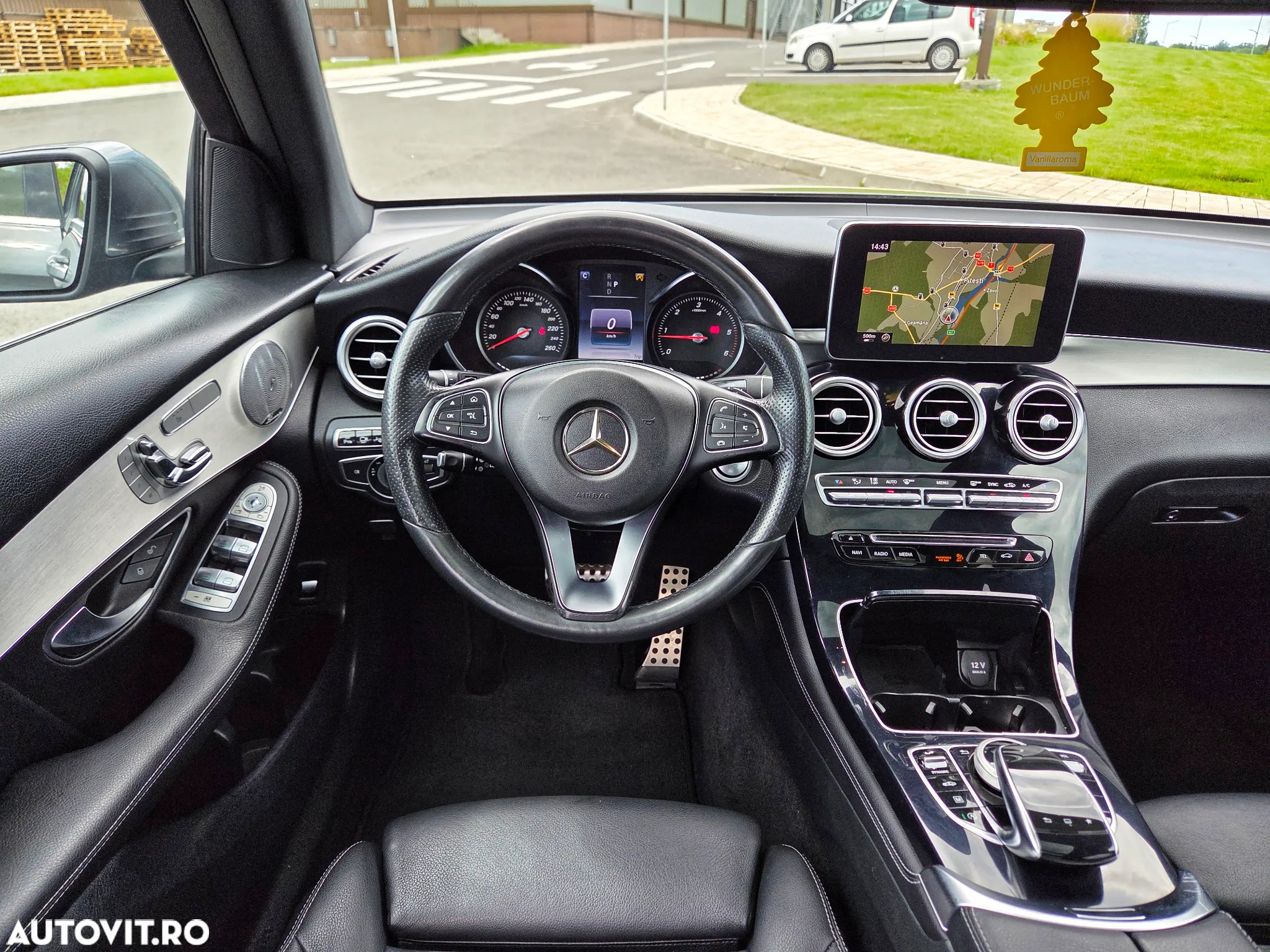 Mercedes-Benz GLC 250 d 4Matic 9G-TRONIC AMG Line - 21