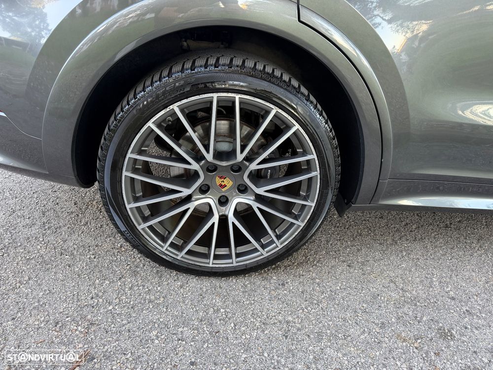Porsche Cayenne Coupé - 7