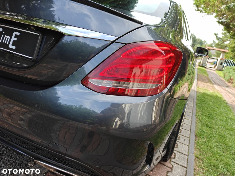 Mercedes-Benz Klasa C 200 7G-TRONIC - 37