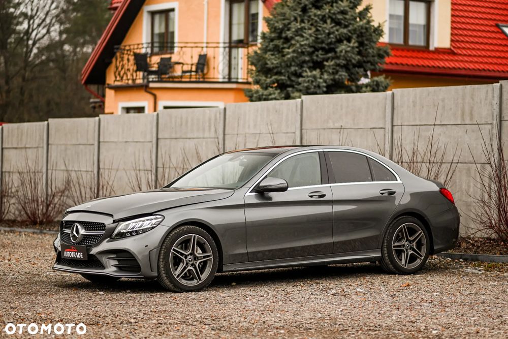 Mercedes-Benz Klasa C 200 d 9G-TRONIC AMG Line - 3