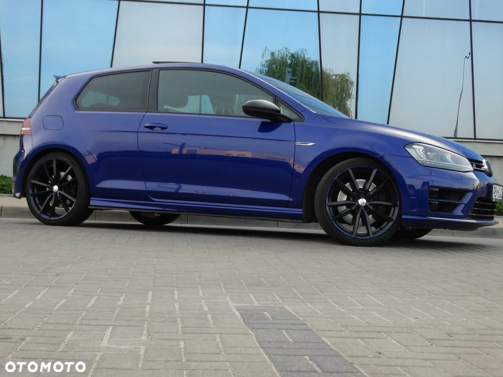 Volkswagen Golf - 11