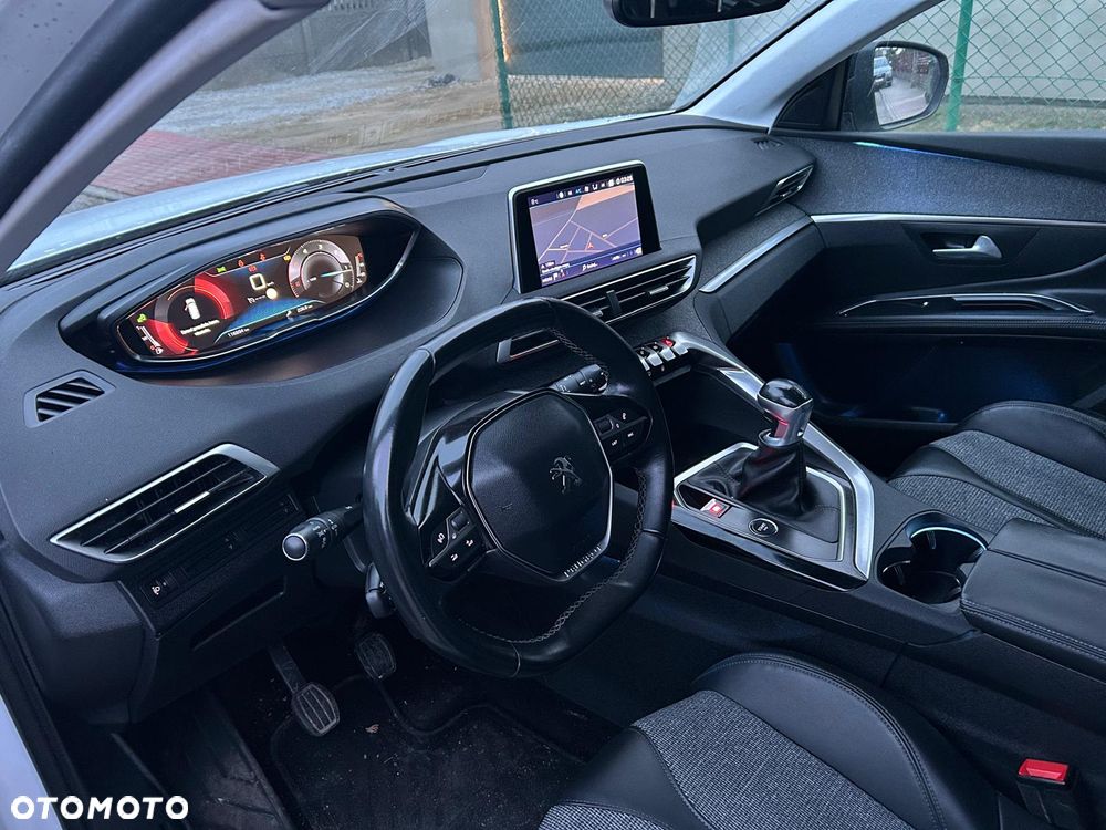 Peugeot 5008 BlueHDI 130 Active Business-Paket - 9