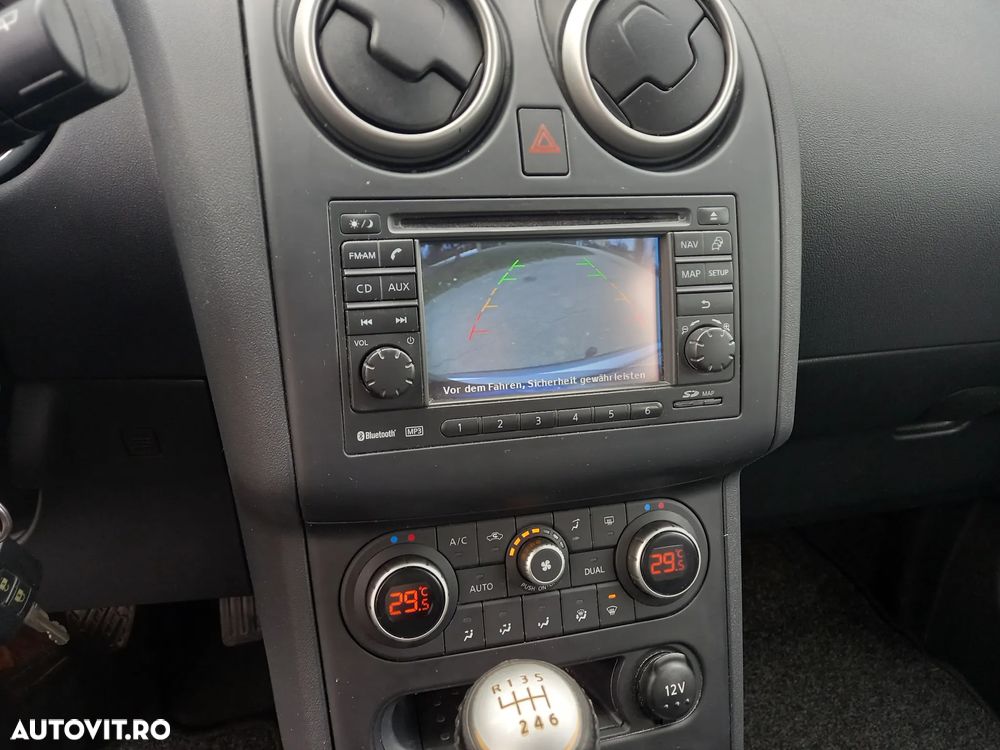 Nissan Qashqai 1.6 DCI DPF Start/Stop acenta - 11