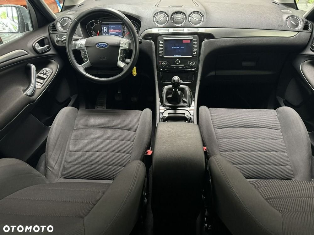 Ford S-Max 2.0 TDCi DPF Titanium - 22
