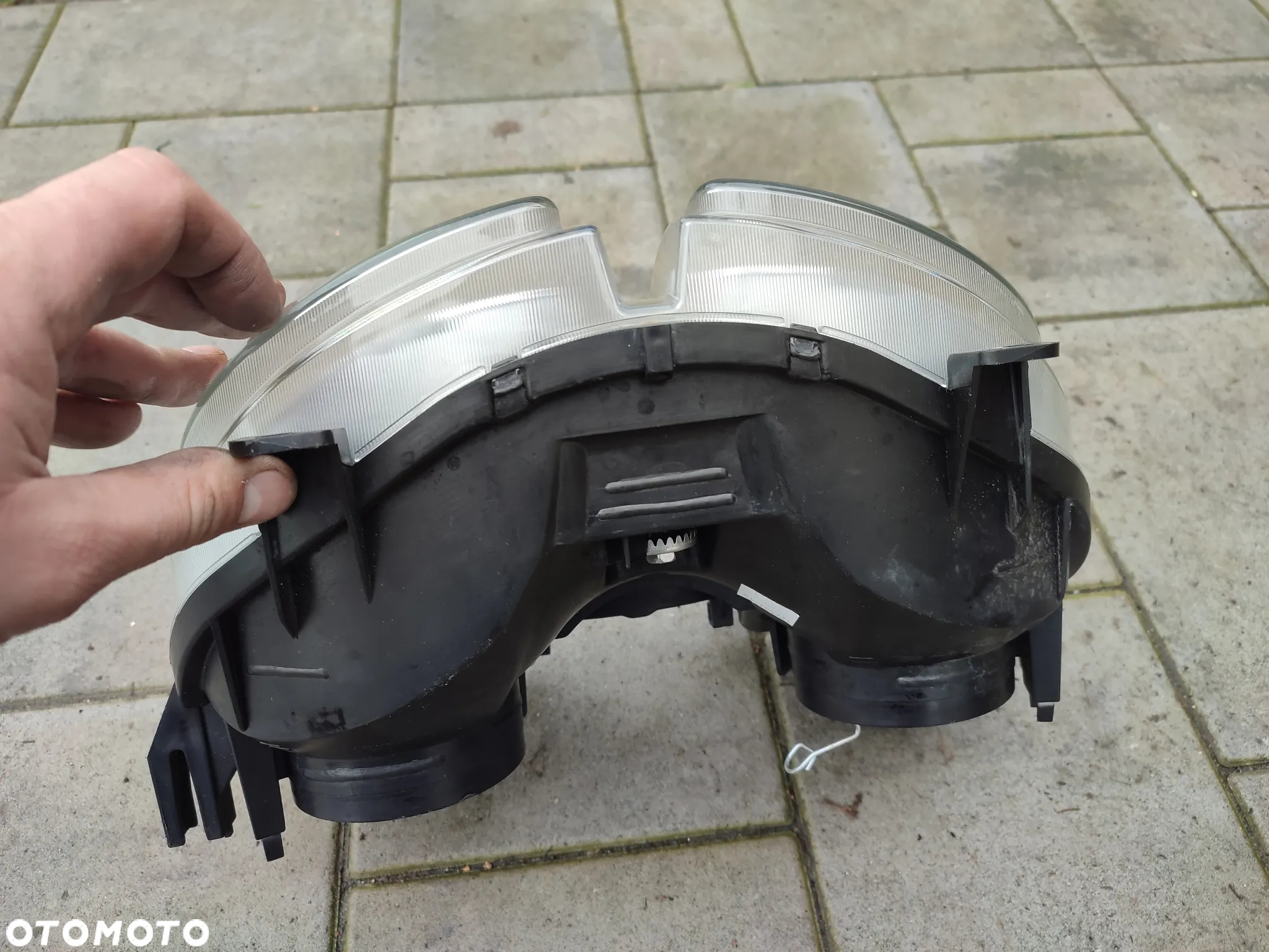 Lampa, reflektor Yamaha Xenter 125 - 8