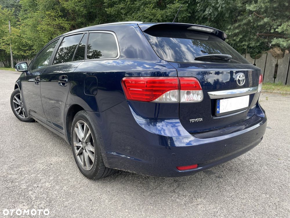 Toyota Avensis 2.0 D-4D Sol - 5