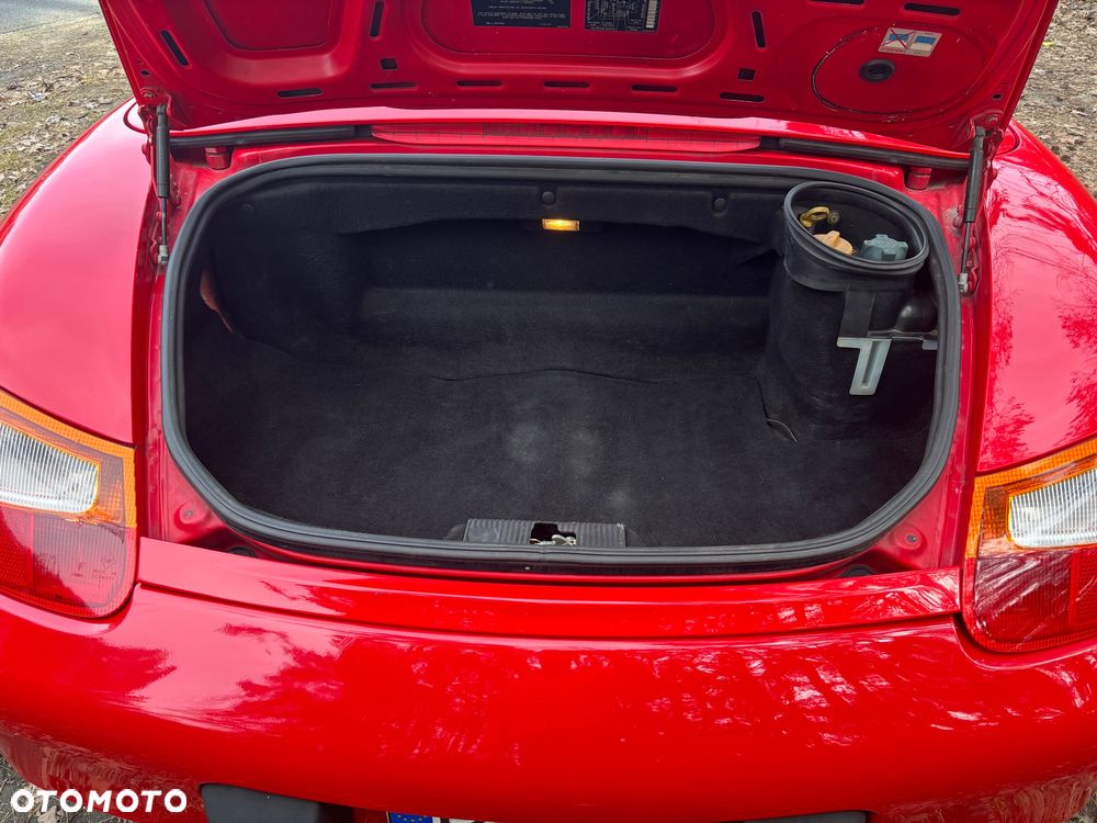 Porsche Boxster - 22