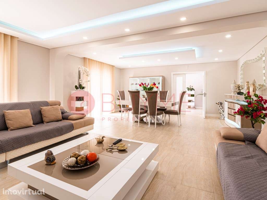 Moradia T3+2 de Luxo em Quarteira, a 5 min. da Praia - Grande imagem: 5/29