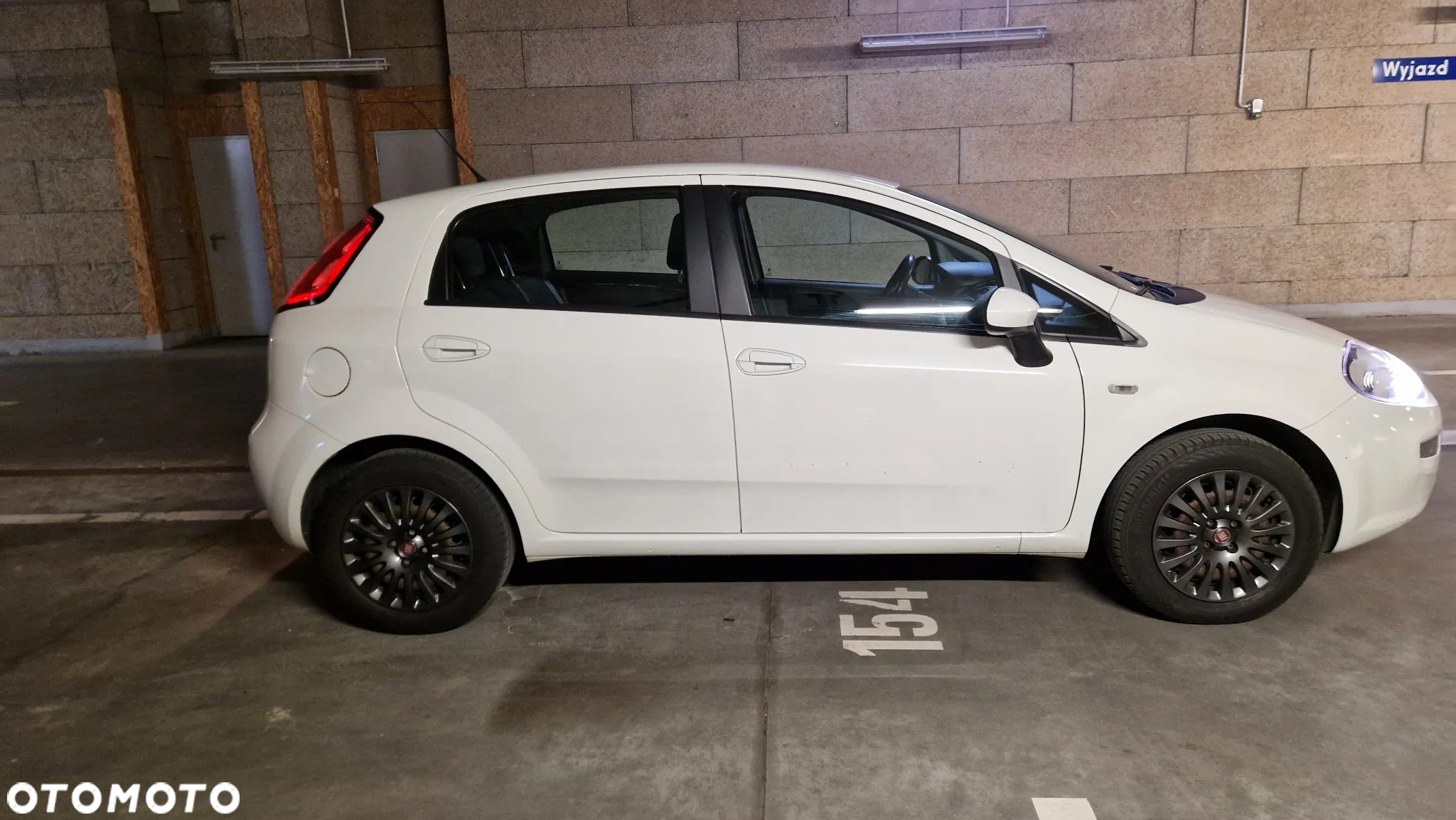 Fiat Punto 1.4 Easy Pakiet Easy Plus S&S - 10