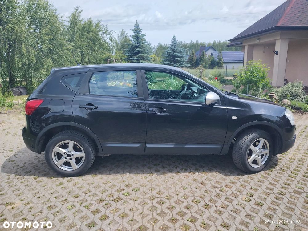 Nissan Qashqai 2.0 4 x 4 tekna - 2