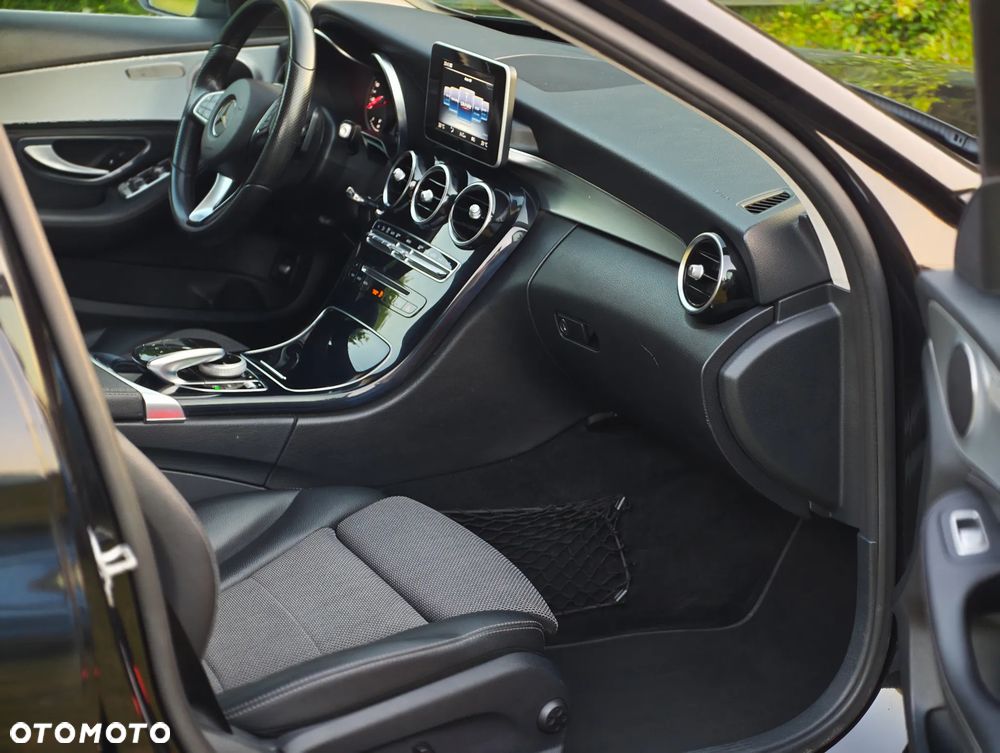 Mercedes-Benz Klasa C 180 7G-TRONIC Avantgarde - 12