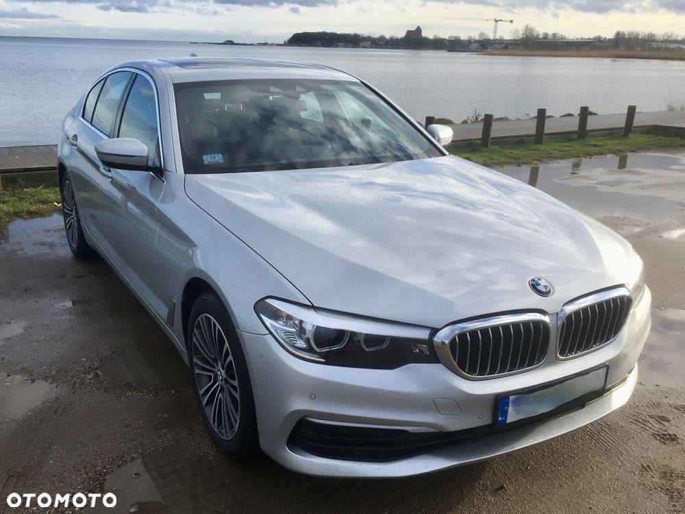 BMW Seria 5 540i GPF xDrive Luxury Line - 34