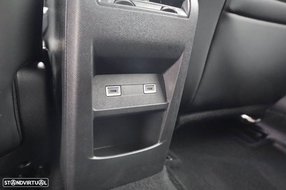 Peugeot 408 180 e-EAT8 Allure - 54