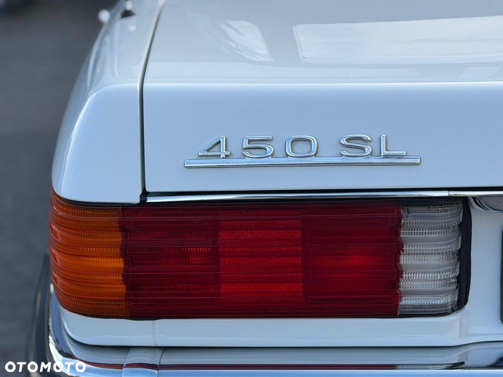 Mercedes-Benz SL - 17