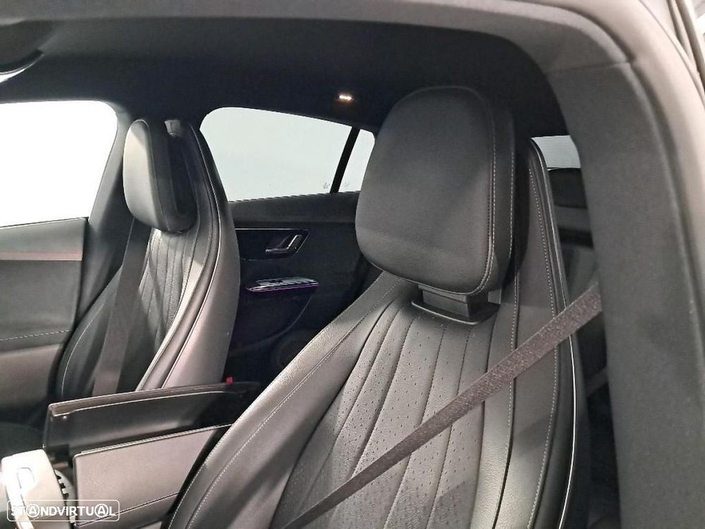 Mercedes-Benz EQE 350 - 4