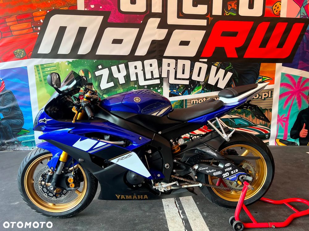 Yamaha R6 - 11