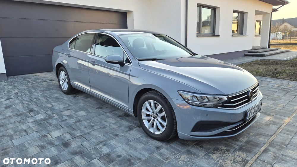 Volkswagen Passat 1.5 TSI EVO Business - 10