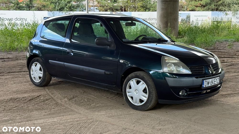 Renault Clio 1.2 16V Campus - 4