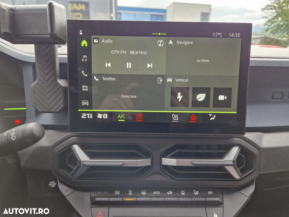 Dacia Duster HEV 140 Journey - 19