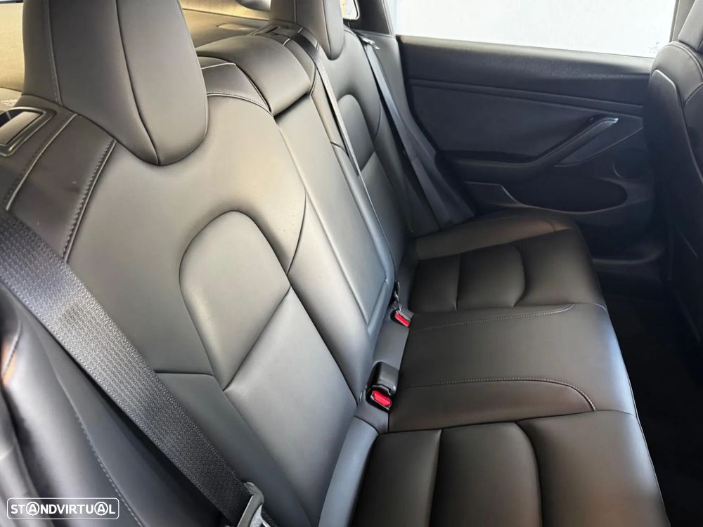 Tesla Model 3 Tração Traseira - 48