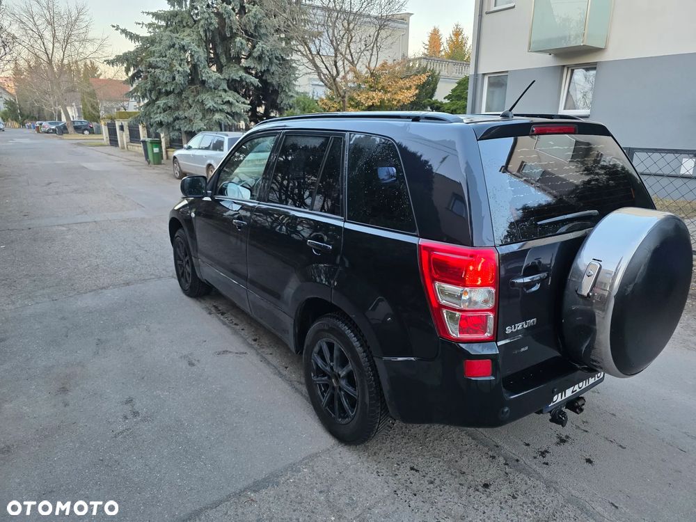 Suzuki Grand Vitara 2.0 De Luxe - 4