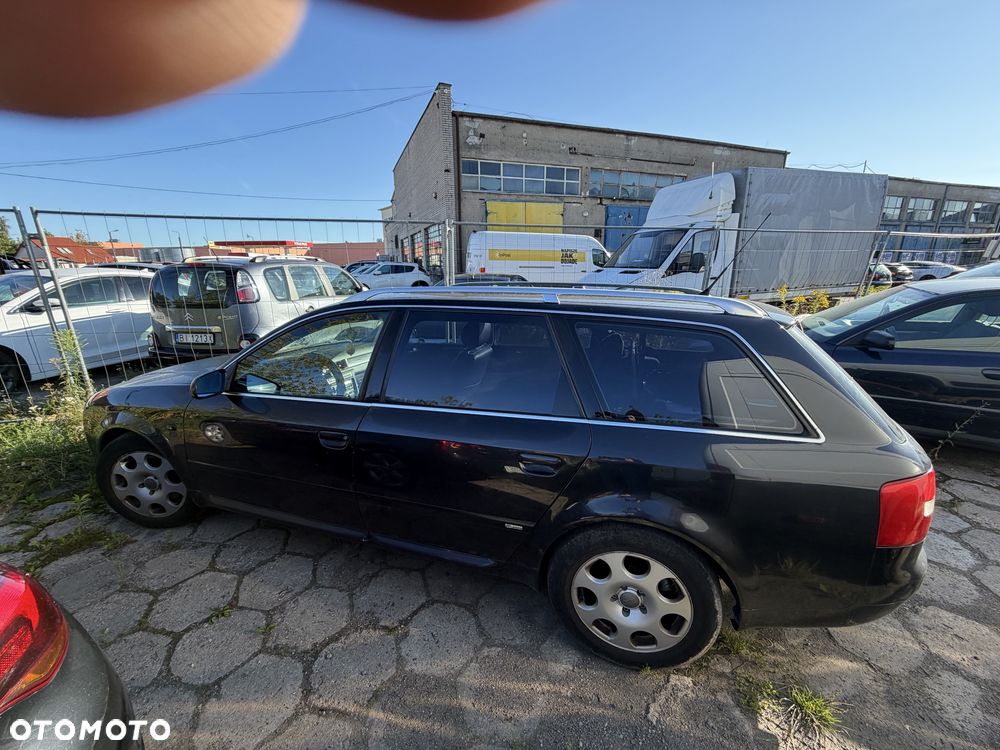 Audi A6 Avant - 1