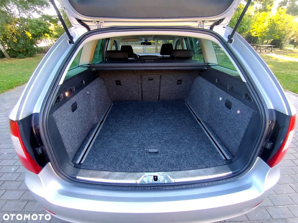 Skoda Superb 2.0 TDI Family - 19