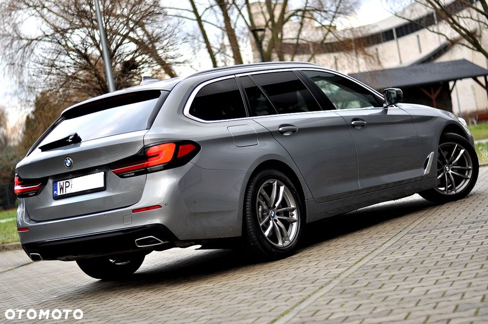 BMW Seria 5 520i - 2