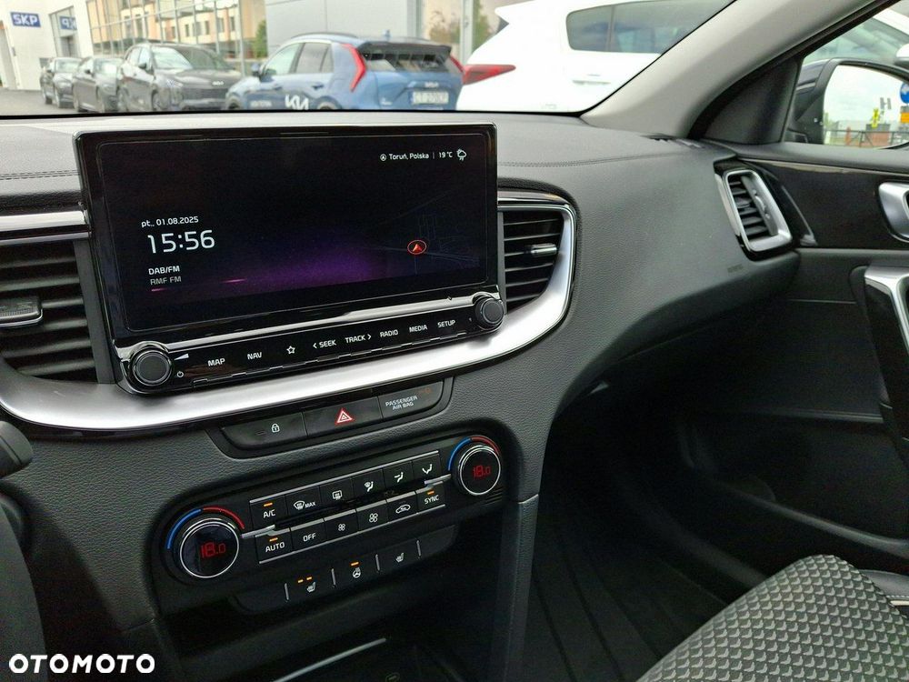 Kia Ceed 1.5 T-GDI Tribute - 18