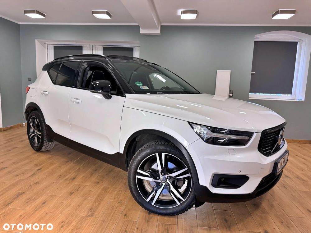 Volvo XC 40 D4 AWD R-Design - 13