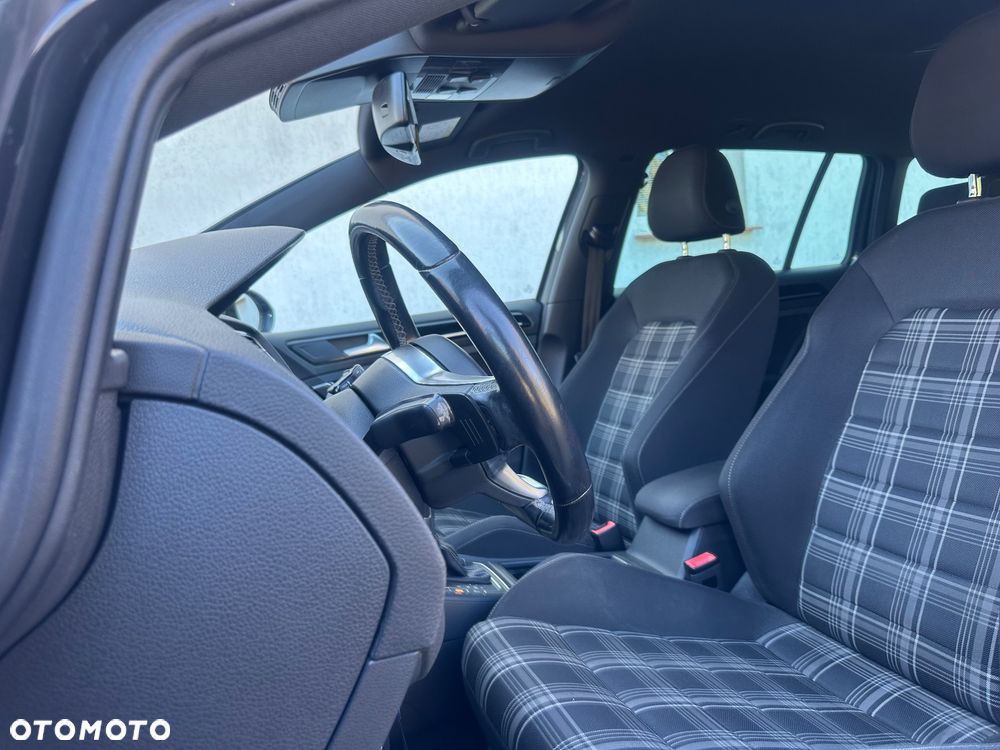 Volkswagen Golf 2.0 TDI BMT GTD DSG - 15