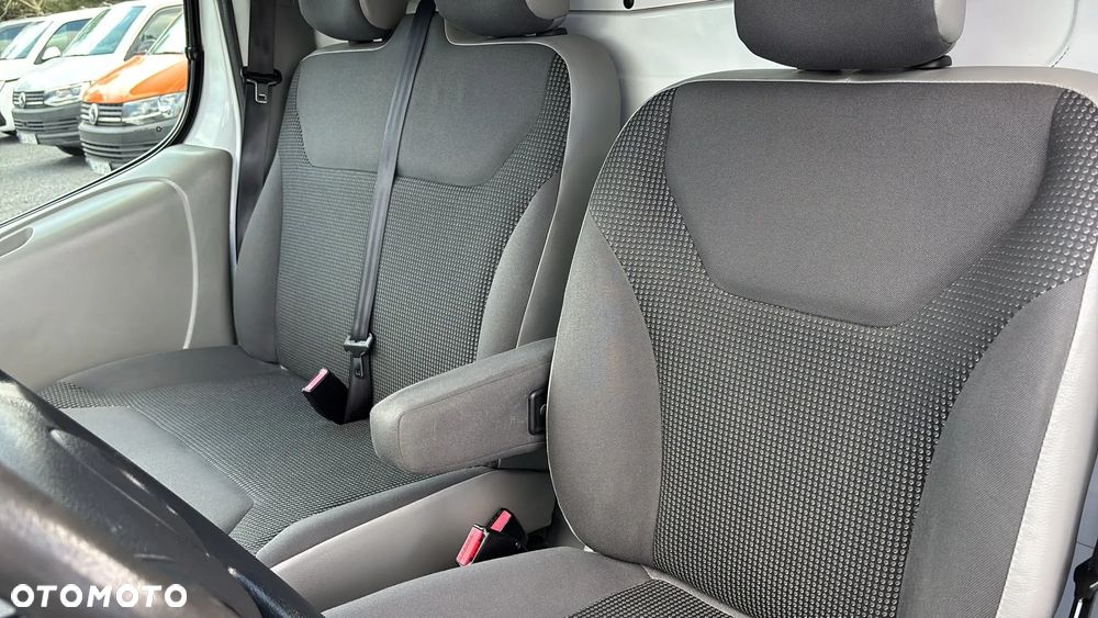 Opel Vivaro - 16