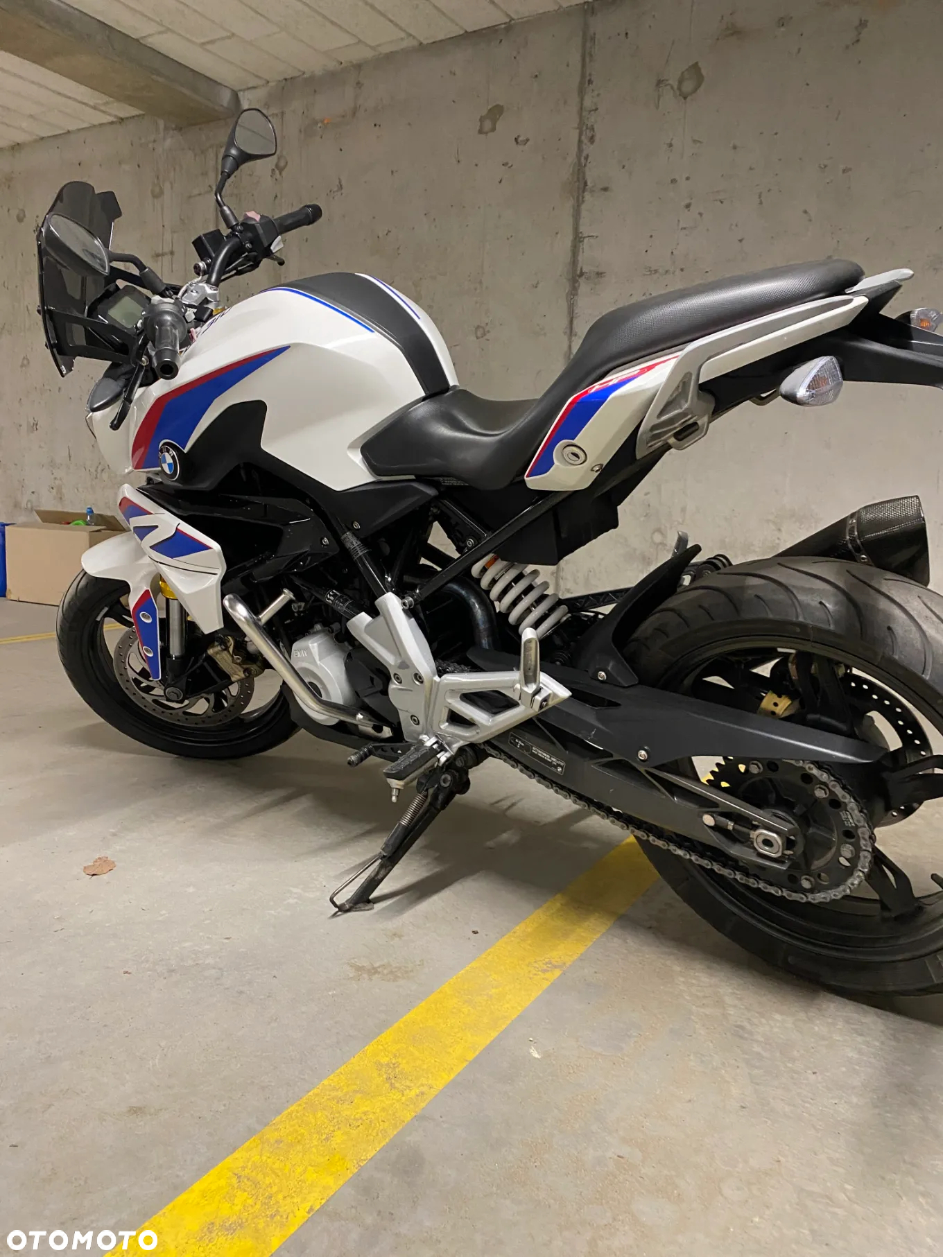 BMW G - 11