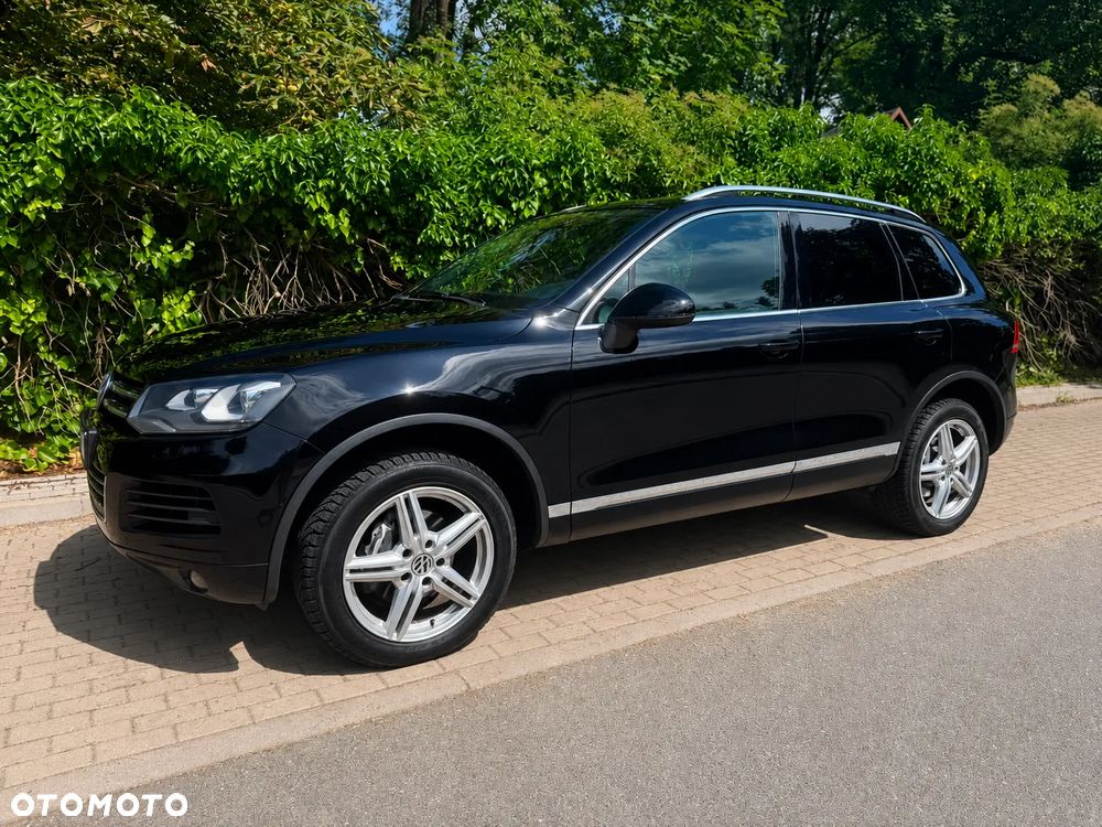 Volkswagen Touareg - 1