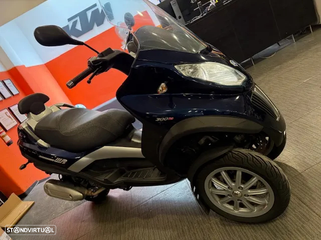 Piaggio MP3 300 LT - 3