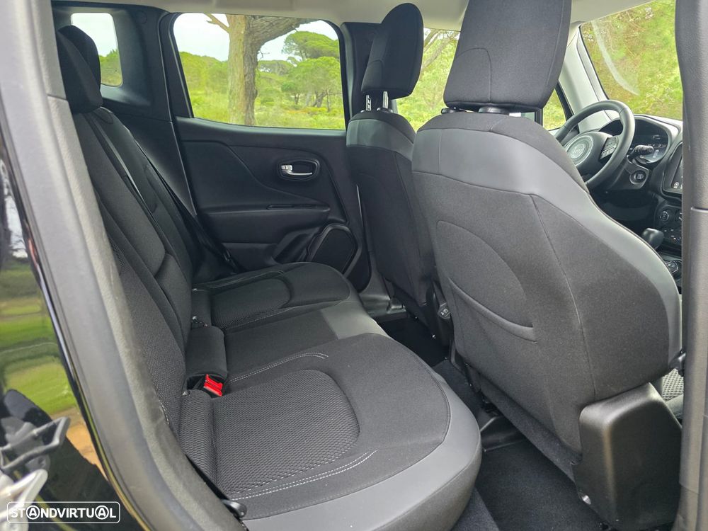 Jeep Renegade 1.3 T-GDI 4xe Auto Limited - 19