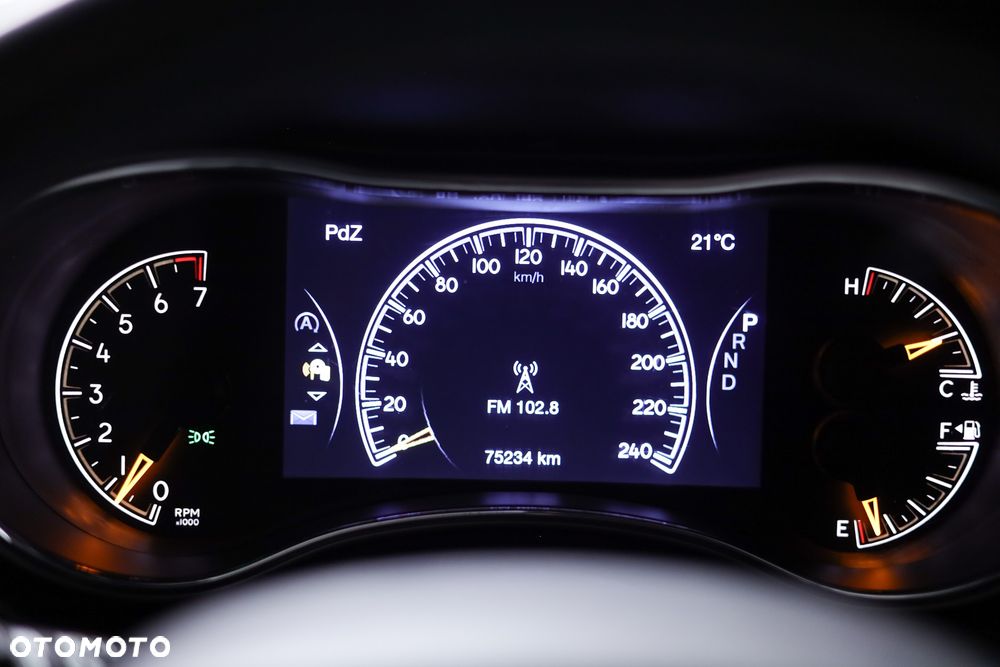 Jeep Grand Cherokee 3.6 V6 Laredo - 29