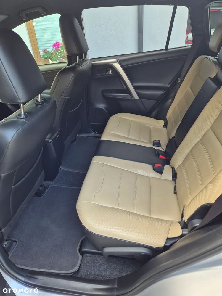 Toyota RAV4 2.0 Prestige 4x4 - 14