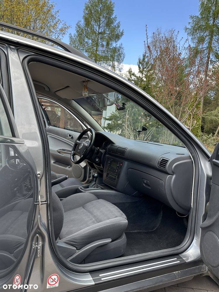 Volkswagen Passat 2.0 Comfortline - 11