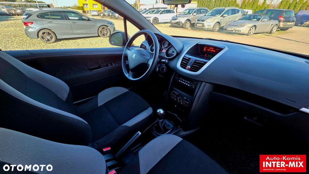 Peugeot 207 - 23